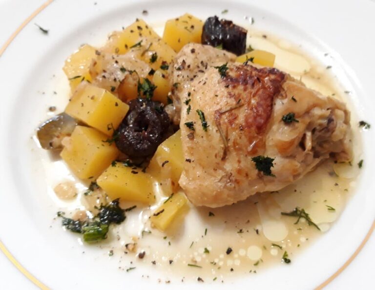 Курица с картошкой и черносливом