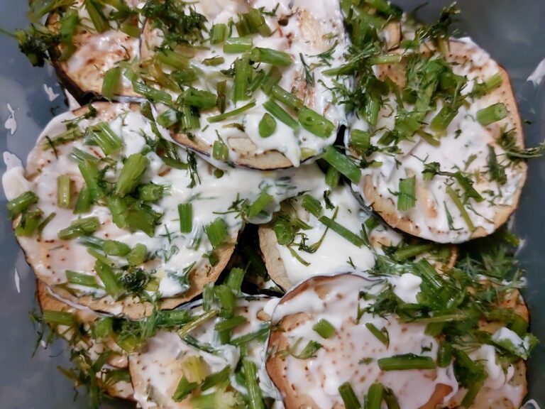 Баклажаны с чесноком и майонезом
