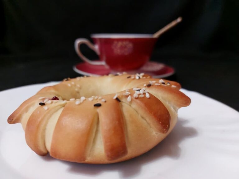 Булочки с малиной