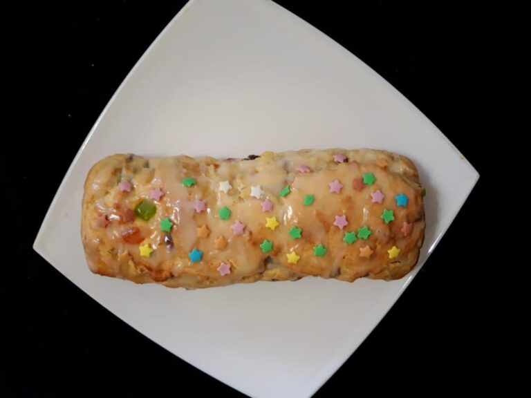 Кулич Paasbrood с марципаном