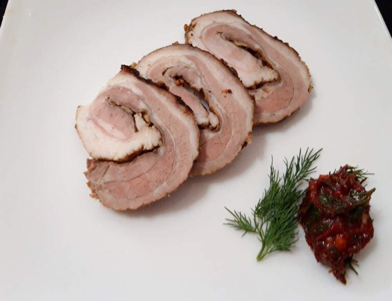 Мясной рулет из пашины