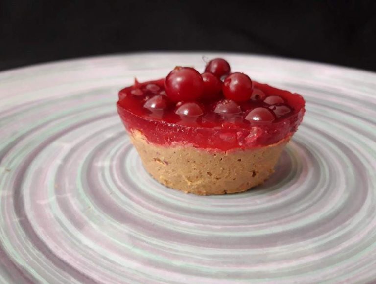 Chicken liver pate with cranberry jelly