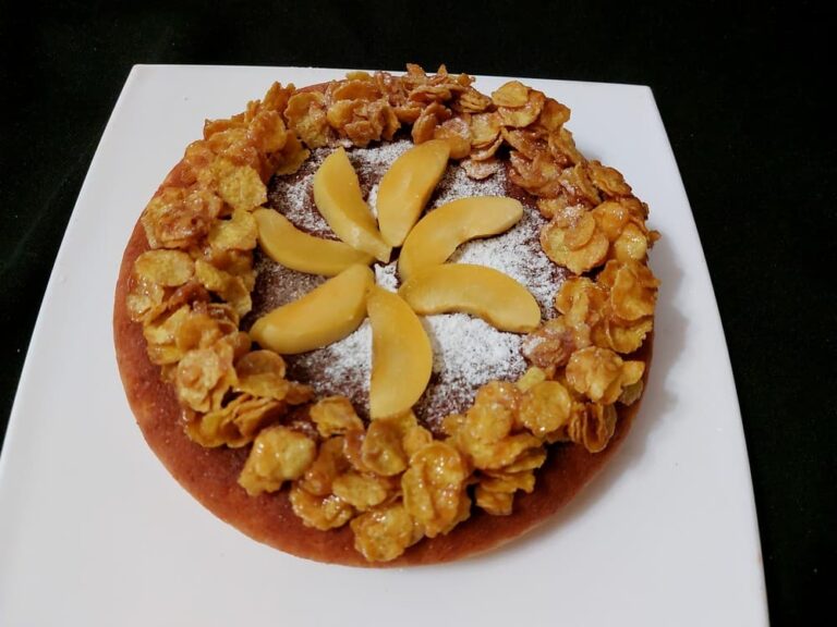 Пирог с лимоном и творогом
