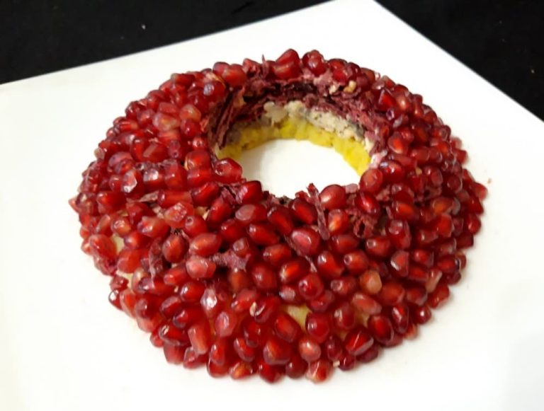 Salad Pomegranate bracelet