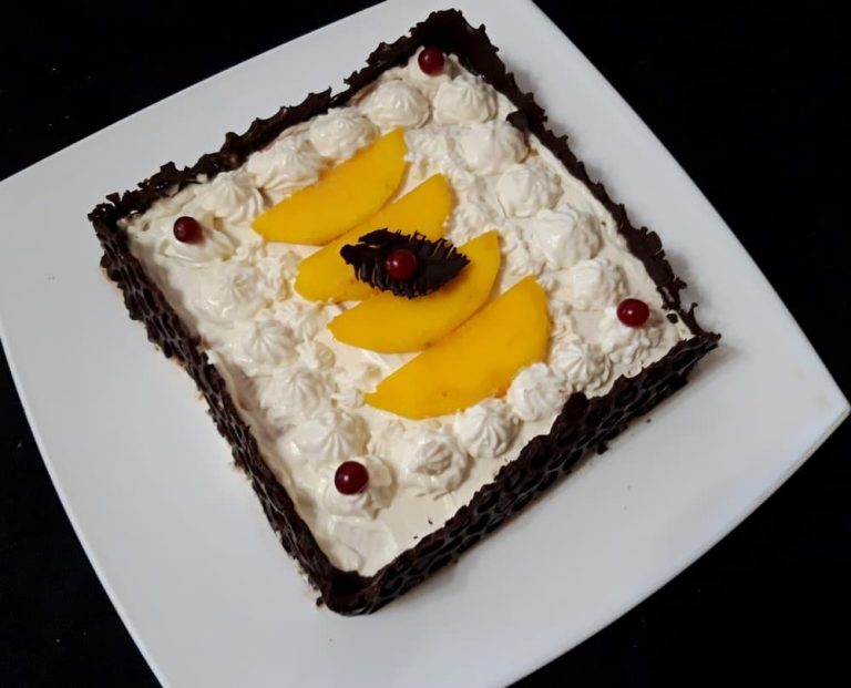 Mango No Bake Cake