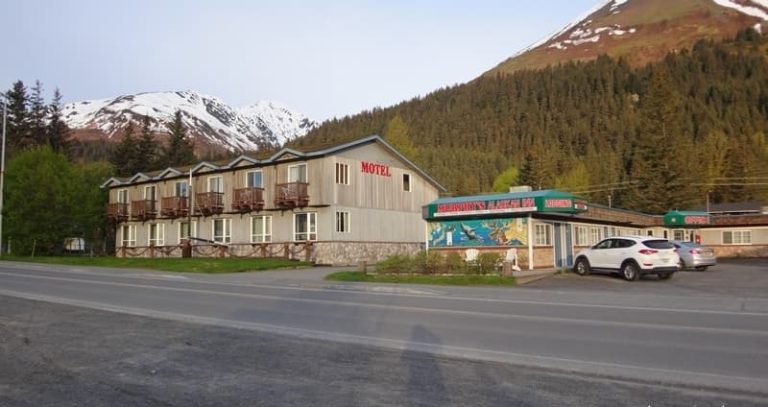 Murphy’s Alaskan Inn