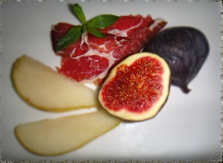 Jamon with figs