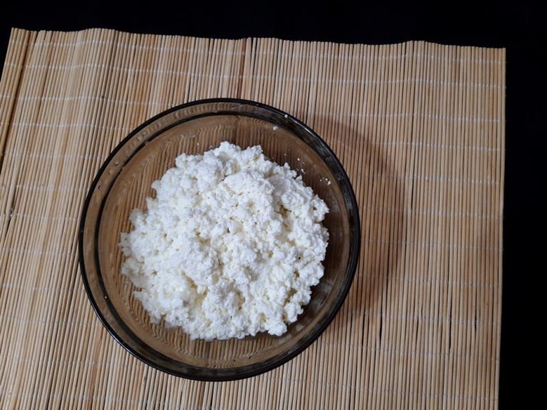 Homemade cottage cheese