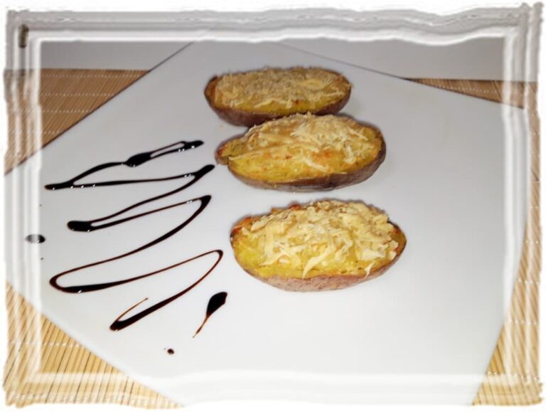 Картофельные лодочки с сыром