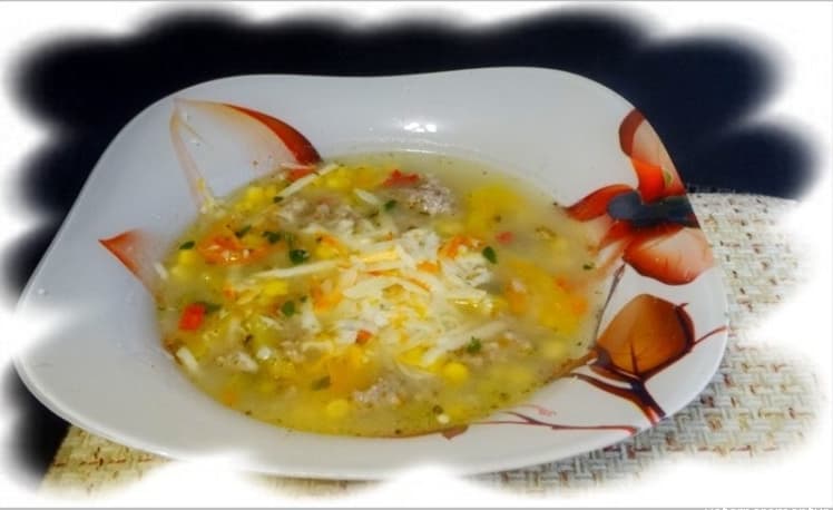 Суп с фаршем, сладким перцем, кукурузой и дижонской горчицей
