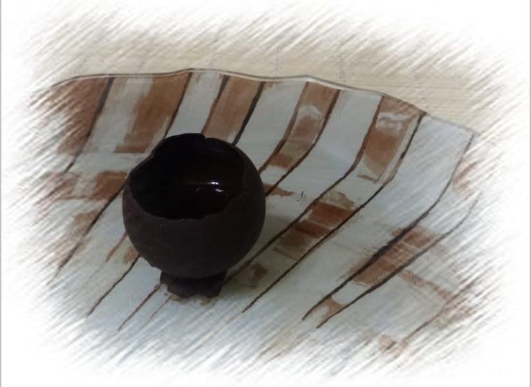 Ginja in a chocolate glass