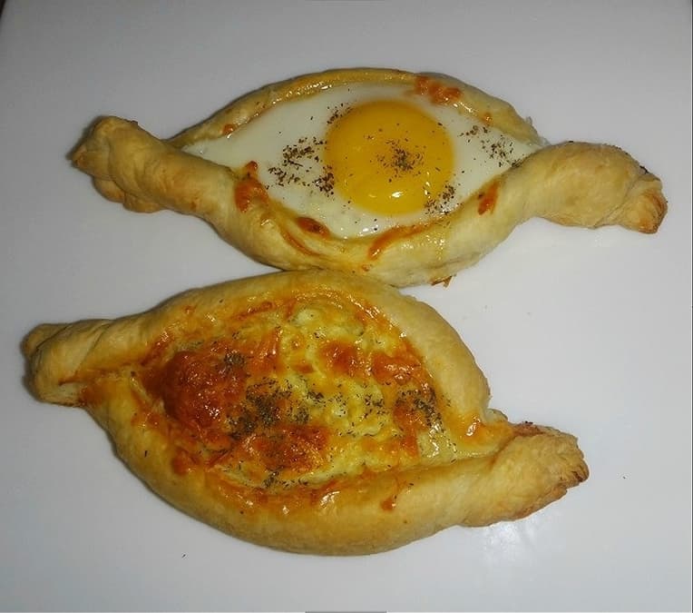 Adjarian Khachapuri