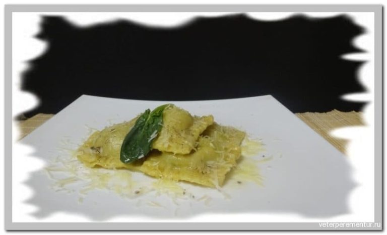 Ravioli with spinach and ricotta