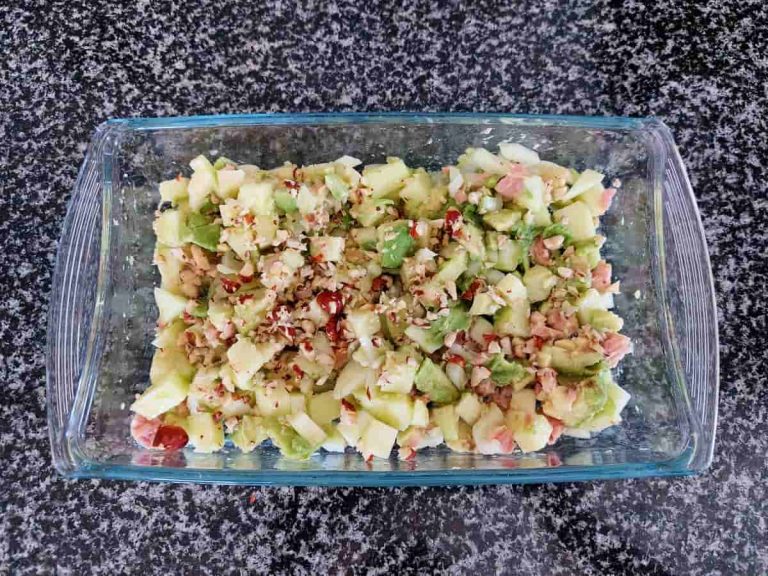 Tuna avocado apple salad