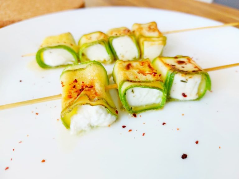 Feta zucchini rolls