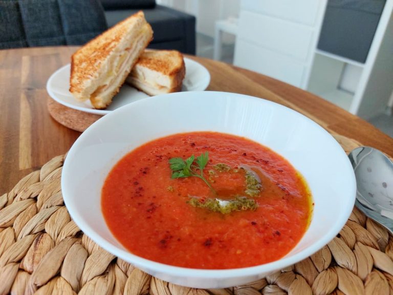 Roasted tomato soup