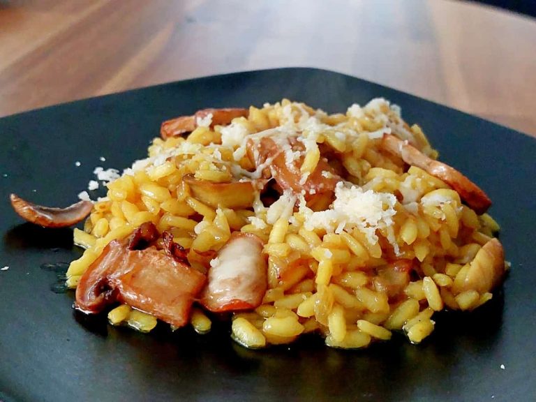 Risotto with mushrooms