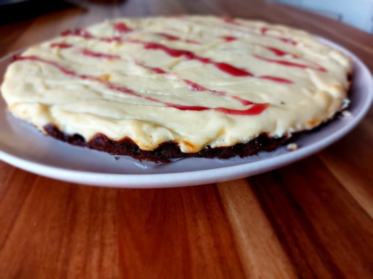 Brownie with cheesecake