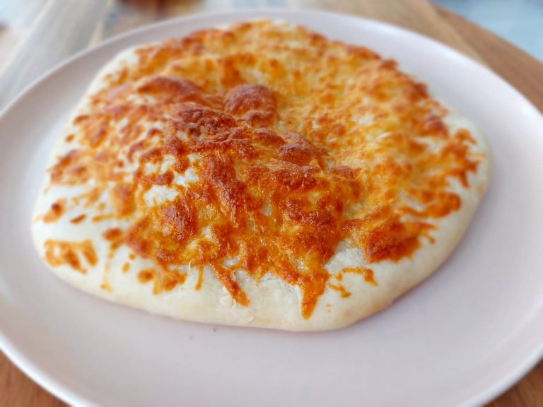 Megrelian Khachapuri