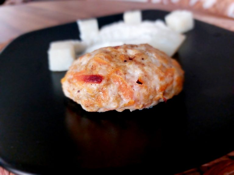 Minced chicken and carrot cutlets