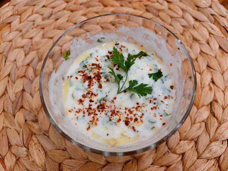 Yogurt sauce