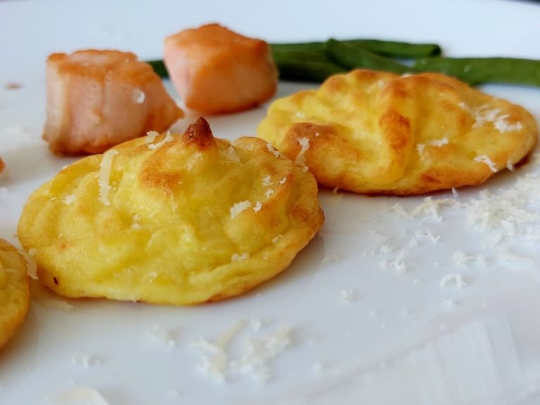 French-Style Duchess Potatoes