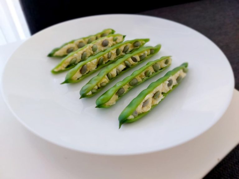 Stuffed Green Bean Pods