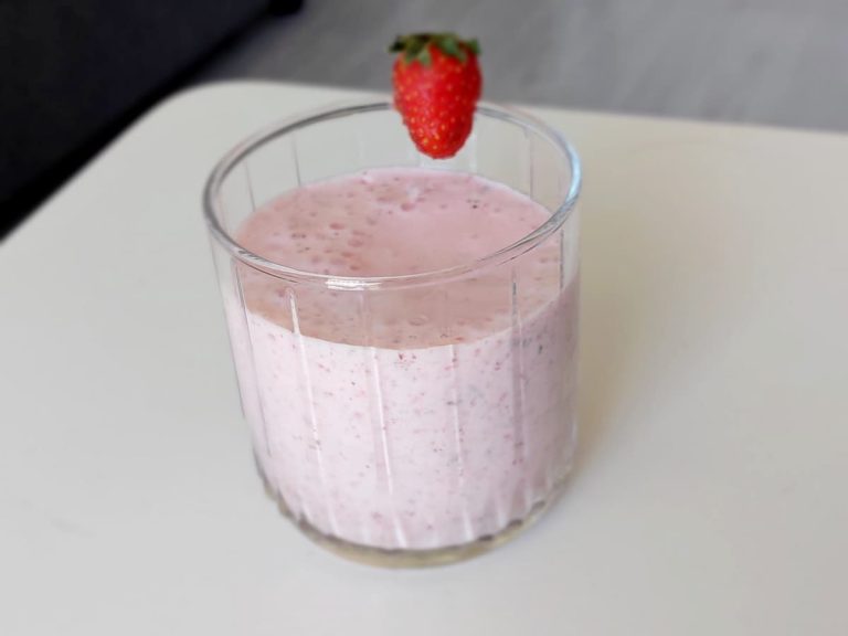 Strawberry Mint Shake