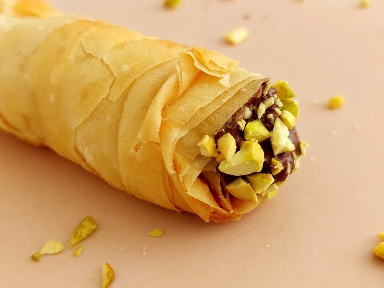 Burek cigar with chocolate cream