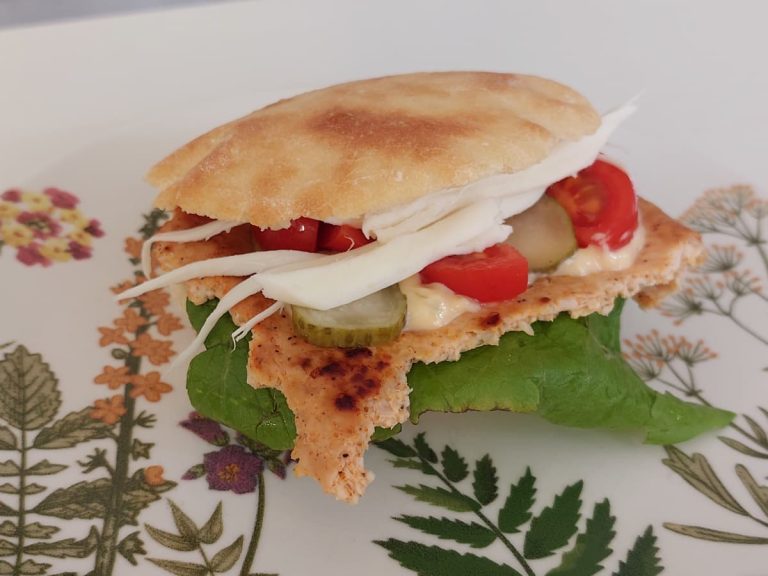 Донер-кебаб в форме листа