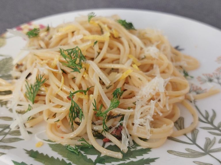 Чесночно-лимонная паста (Pasta al Limone)