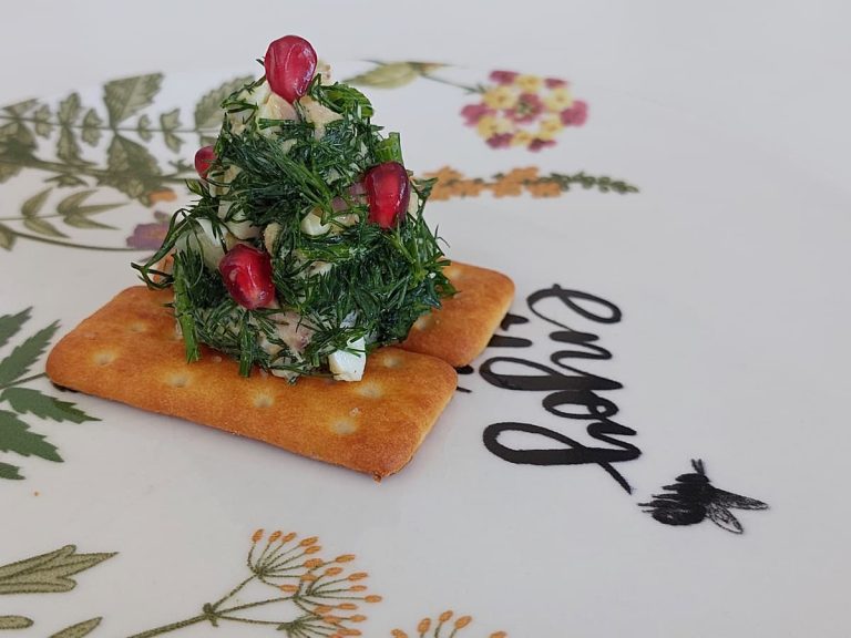 Салат Елочки с тунцом