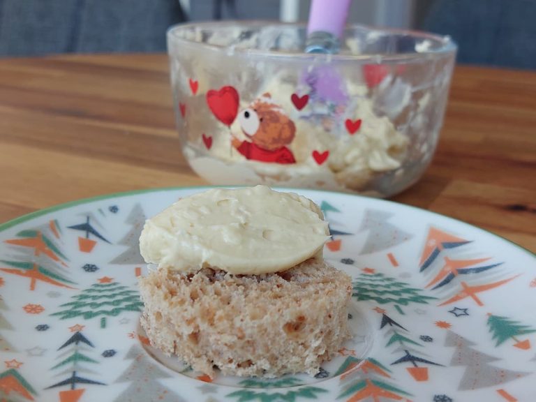 Сливочное масло с запеченным чесноком