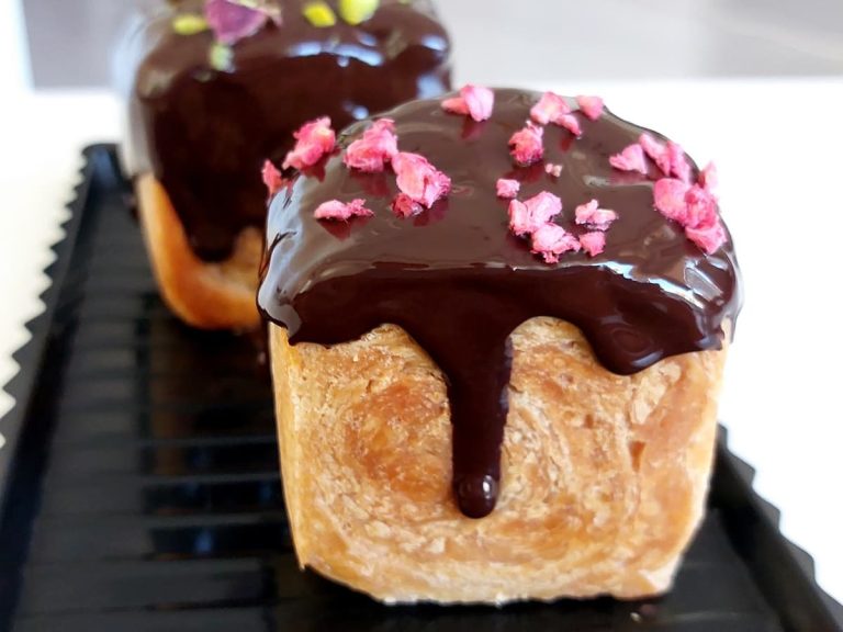 Квадратный круассан