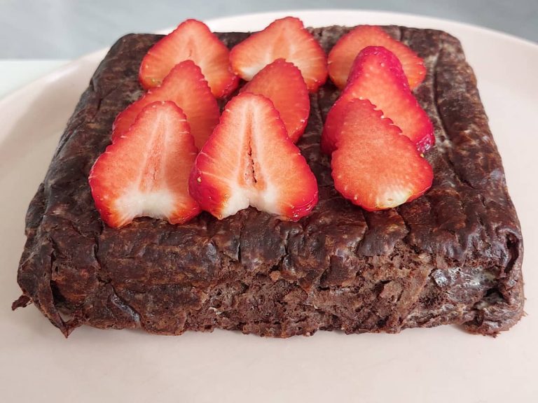 Кекс с яблоками без муки