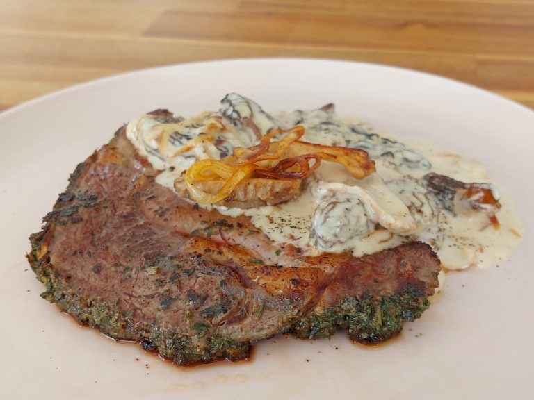 Сморчки в сливочном соусе