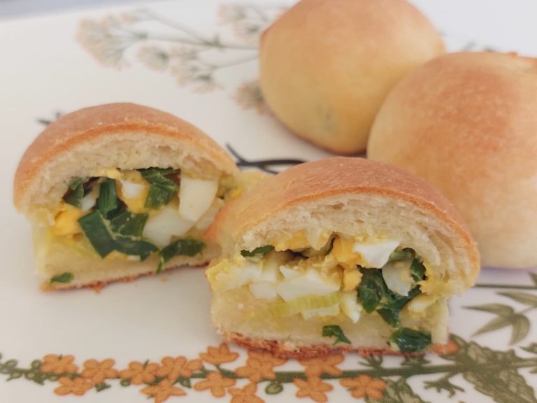 Мини пирожки с зелёным луком без лепки 